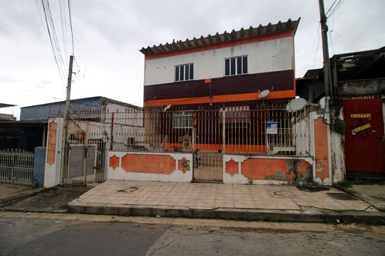 Fachada do Prédio de apartamento para alugar com 2 quartos, 105m² em Brás de Pina, Rio de Janeiro