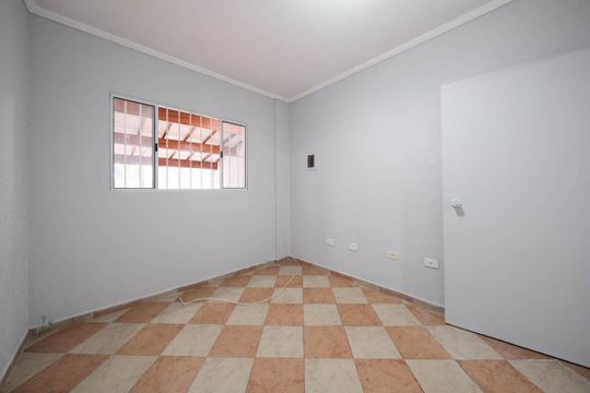 Quarto de casa para alugar com 1 quarto, 67m² em Jardim Danfer, São Paulo