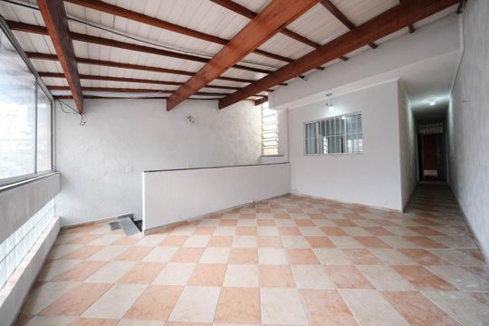 Área externa de casa para alugar com 1 quarto, 67m² em Jardim Danfer, São Paulo