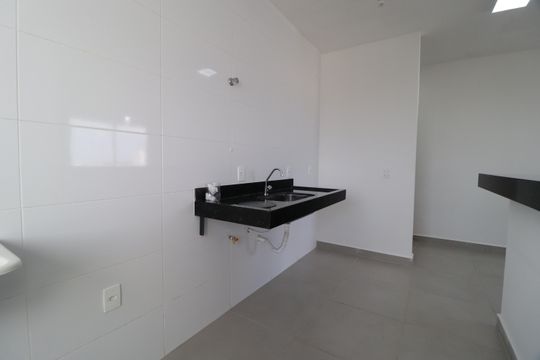 Cozinha de apartamento para alugar com 2 quartos, 60m² em Brasil, Uberlândia