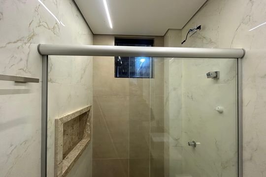 Apartamento à venda com 2 quartos, 130m² em Cabral, Contagem