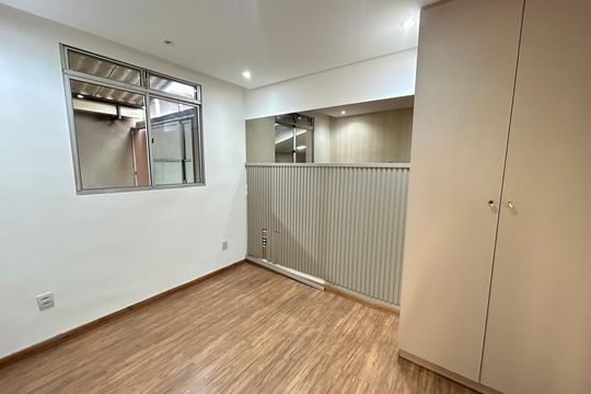 Apartamento à venda com 2 quartos, 130m² em Cabral, Contagem