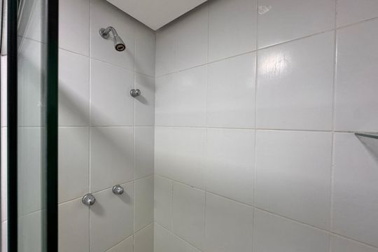 Banheiro Social de apartamento para alugar com 2 quartos, 72m² em Recreio dos Bandeirantes, Rio de Janeiro
