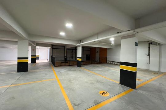 Garagem de apartamento para alugar com 2 quartos, 78m² em Patrimônio, Uberlândia