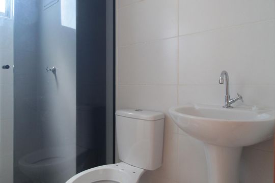 Banheiro Social de apartamento para alugar com 2 quartos, 48m² em Nova Pampulha, Belo Horizonte