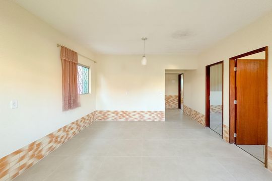 Sala de casa para alugar com 3 quartos, 80m² em Serraria, São José