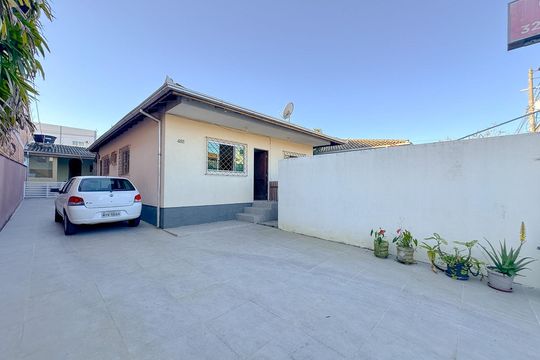 Casa para alugar com 3 quartos, 80m² em Serraria, São José