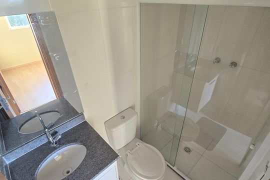 Banheiro de apartamento para alugar com 2 quartos, 52m² em Centro, Nova Iguaçu
