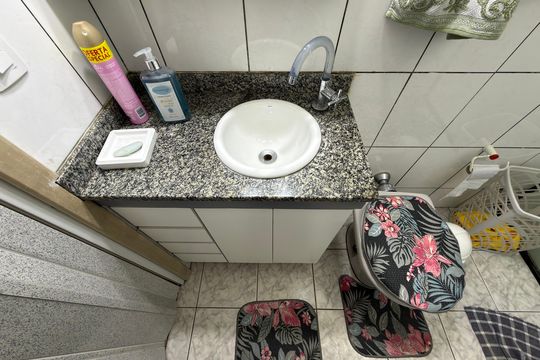 Banheiro Social de apartamento à venda com 2 quartos, 60m² em Suiço, São Bernardo do Campo