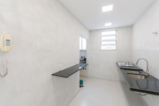 Cozinha e Área de Serviço de apartamento para alugar com 2 quartos, 70m² em Maracanã, Rio de Janeiro
