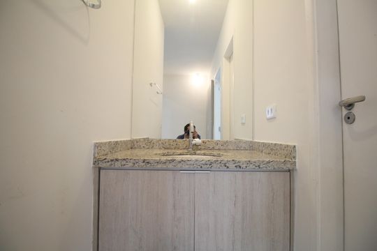 Banheiro da Suíte de apartamento para alugar com 1 quarto, 54m² em Vila Andrade, São Paulo