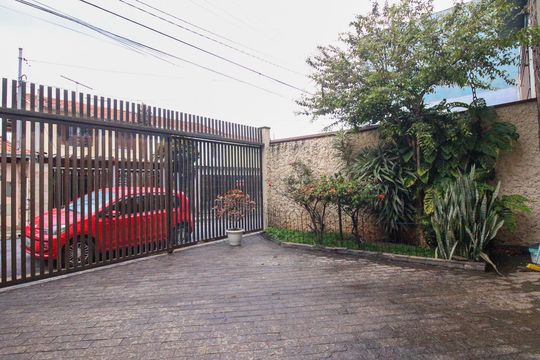 Casa à venda com 3 quartos, 150m² em Parque Residencial Oratorio, São Paulo