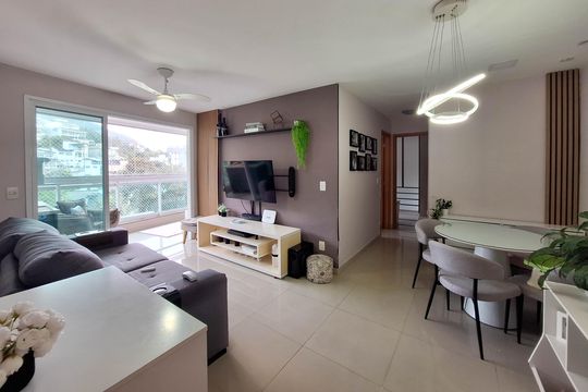 Apartamento para alugar com 2 quartos, 75m² em Charitas, Niterói