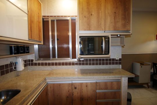 Cozinha de apartamento à venda com 3 quartos, 172m² em Vista Alegre, Rio de Janeiro