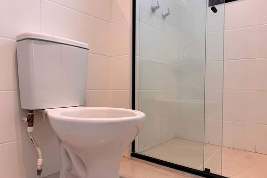 Suíte - Banheiro de apartamento à venda com 2 quartos, 72m² em Recreio dos Bandeirantes, Rio de Janeiro