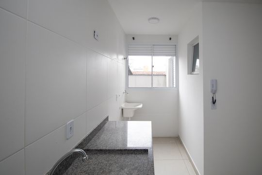 Cozinha e Área de Serviço de apartamento para alugar com 1 quarto, 35m² em Vila Constança, São Paulo