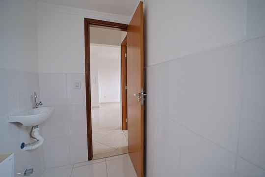 Banheiro de apartamento à venda com 2 quartos, 26m² em Vila Ré, São Paulo