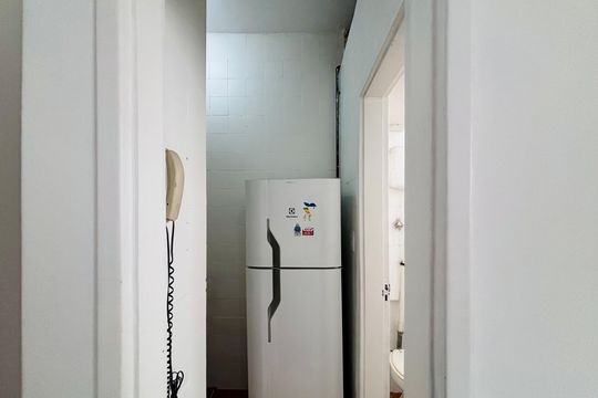 Cozinha de apartamento para alugar com 1 quarto, 20m² em Copacabana, Rio de Janeiro