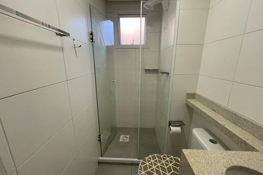 Banheiro de apartamento para alugar com 2 quartos, 52m² em Freitas, Sapucaia do Sul