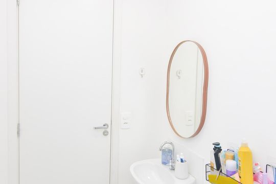 Banheiro de apartamento à venda com 2 quartos, 36m² em Vila das Bandeiras, Guarulhos