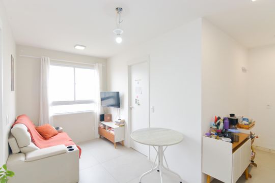 Apartamento à venda com 2 quartos, 36m² em Vila das Bandeiras, Guarulhos