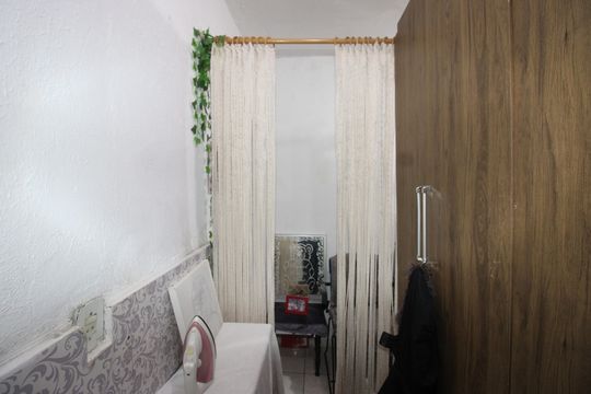 Closet de casa à venda com 1 quarto, 100m² em Itaquera, São Paulo