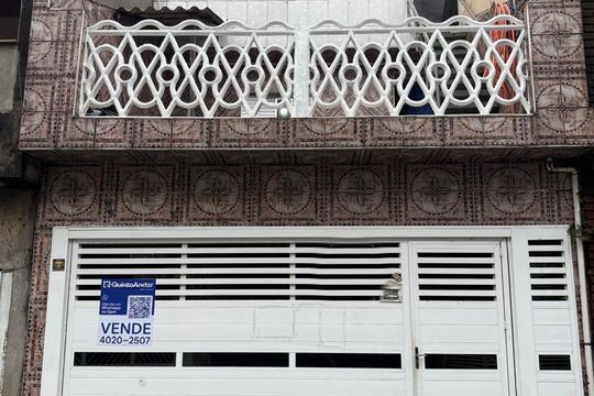 Fachada  de casa à venda com 6 quartos, 100m² em Cooperativa, São Bernardo do Campo