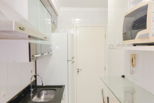 Cozinha de apartamento para alugar com 2 quartos, 49m² em Centro, Guarulhos