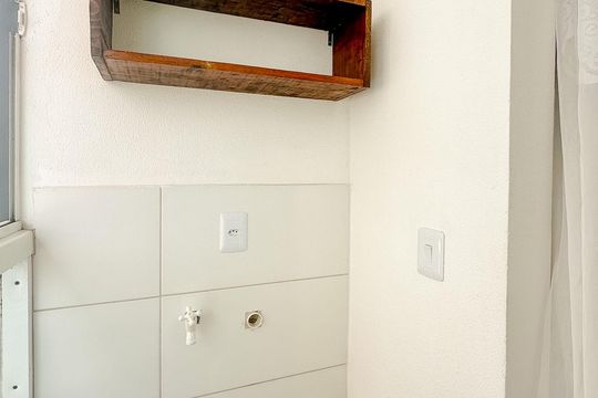 Lavanderia (Torneira) de apartamento para alugar com 2 quartos, 65m² em Ingleses do Rio Vermelho, Florianópolis