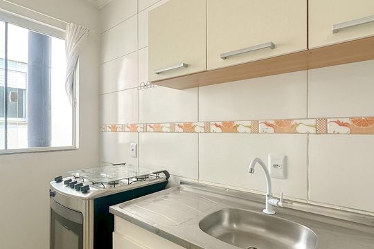 Cozinha de apartamento para alugar com 2 quartos, 65m² em Ingleses do Rio Vermelho, Florianópolis