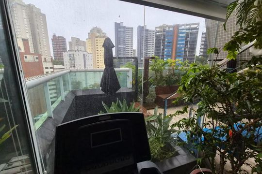 Varanda de apartamento à venda com 4 quartos, 220m² em Vila Andrade, São Paulo