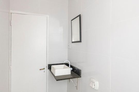 Banheiro de apartamento para alugar com 3 quartos, 74m² em Irajá, Rio de Janeiro