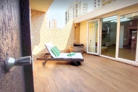 Área Externa de casa para alugar com 3 quartos, 264m² em Cerqueira César, São Paulo