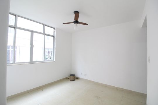 Sala de apartamento à venda com 2 quartos, 50m² em Freguesia (jacarepaguá), Rio de Janeiro