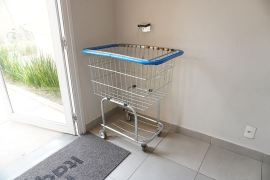 Apartamento à venda com 2 quartos, 34m² em Vila Carmosina, São Paulo