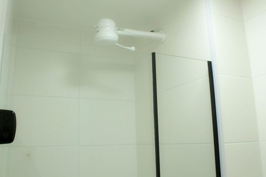 Banheiro de apartamento para alugar com 2 quartos, 32m² em Jardim Celeste, São Paulo