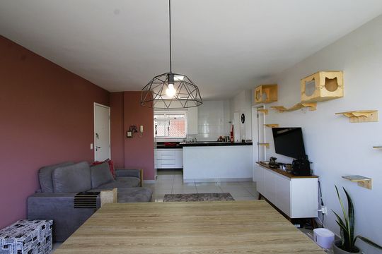 Sala de apartamento para alugar com 2 quartos, 72m² em Buritis, Belo Horizonte
