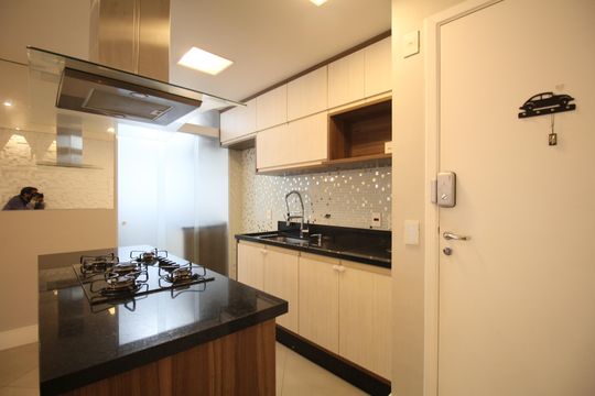 Cozinha de apartamento para alugar com 2 quartos, 70m² em Vila Suzana, São Paulo