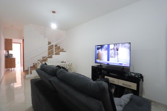 Casa à venda com 2 quartos, 120m² em Jardim Sapopemba, São Paulo