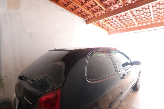 Garagem de casa à venda com 2 quartos, 120m² em Jardim Sapopemba, São Paulo