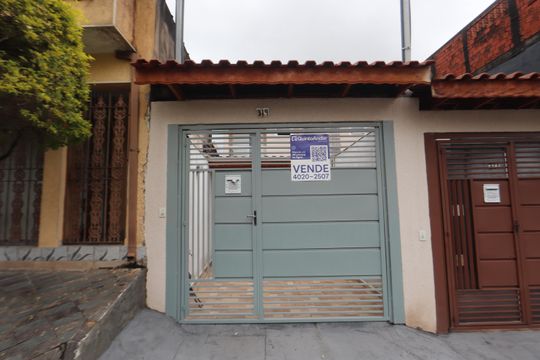 Fachada de casa à venda com 2 quartos, 120m² em Jardim Sapopemba, São Paulo
