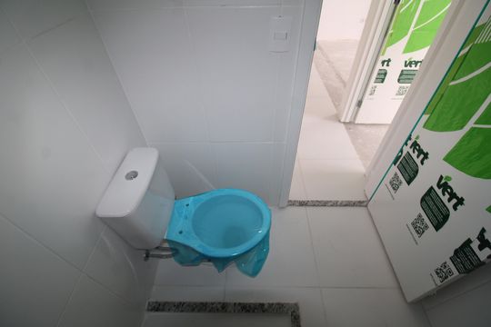 Banheiro de apartamento à venda com 1 quarto, 26m² em Vila Pauliceia, São Paulo