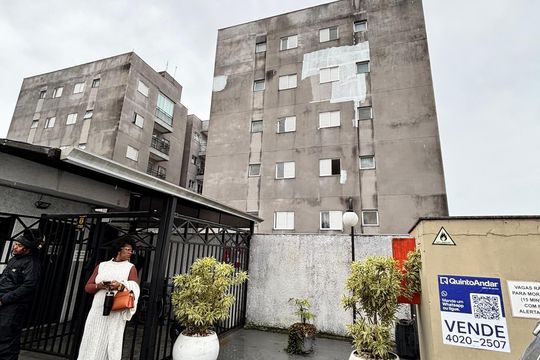 Fachada do Prédio de apartamento à venda com 2 quartos, 54m² em Jardim Professor Benoa, Barueri