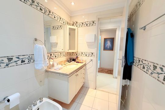 Banheiro Suíte de apartamento à venda com 4 quartos, 162m² em Vila Cordeiro, São Paulo