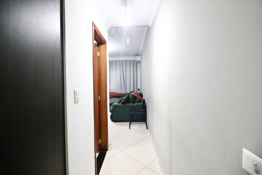 Corredor de casa para alugar com 3 quartos, 253m² em Jardim Brasilia (zona Leste), São Paulo