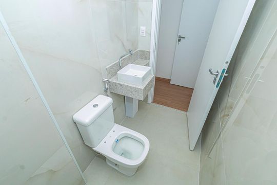 Banheiro de apartamento à venda com 3 quartos, 130m² em Cidade Nova, Belo Horizonte