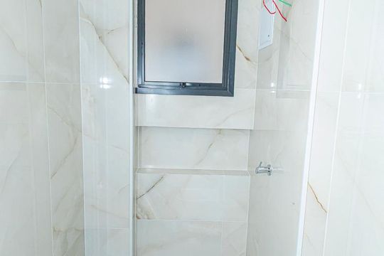 Banheiro de apartamento à venda com 3 quartos, 130m² em Cidade Nova, Belo Horizonte