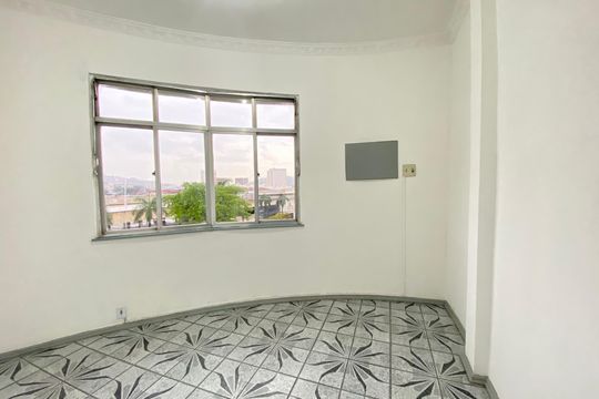 Apartamento para alugar com 3 quartos, 70m² em Del Castilho, Rio de Janeiro