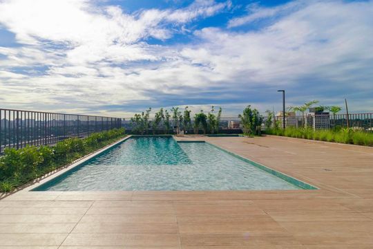 Piscina de apartamento para alugar com 2 quartos, 46m² em Santo Amaro, São Paulo