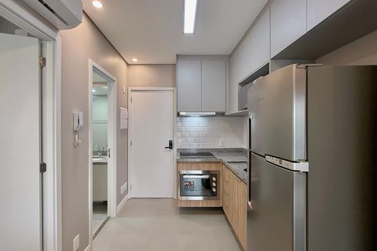 Cozinha de apartamento para alugar com 2 quartos, 46m² em Santo Amaro, São Paulo